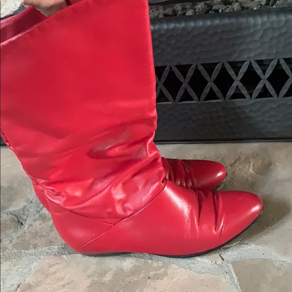 Lipstick Red Life Stride Boots - Picture 3 of 7